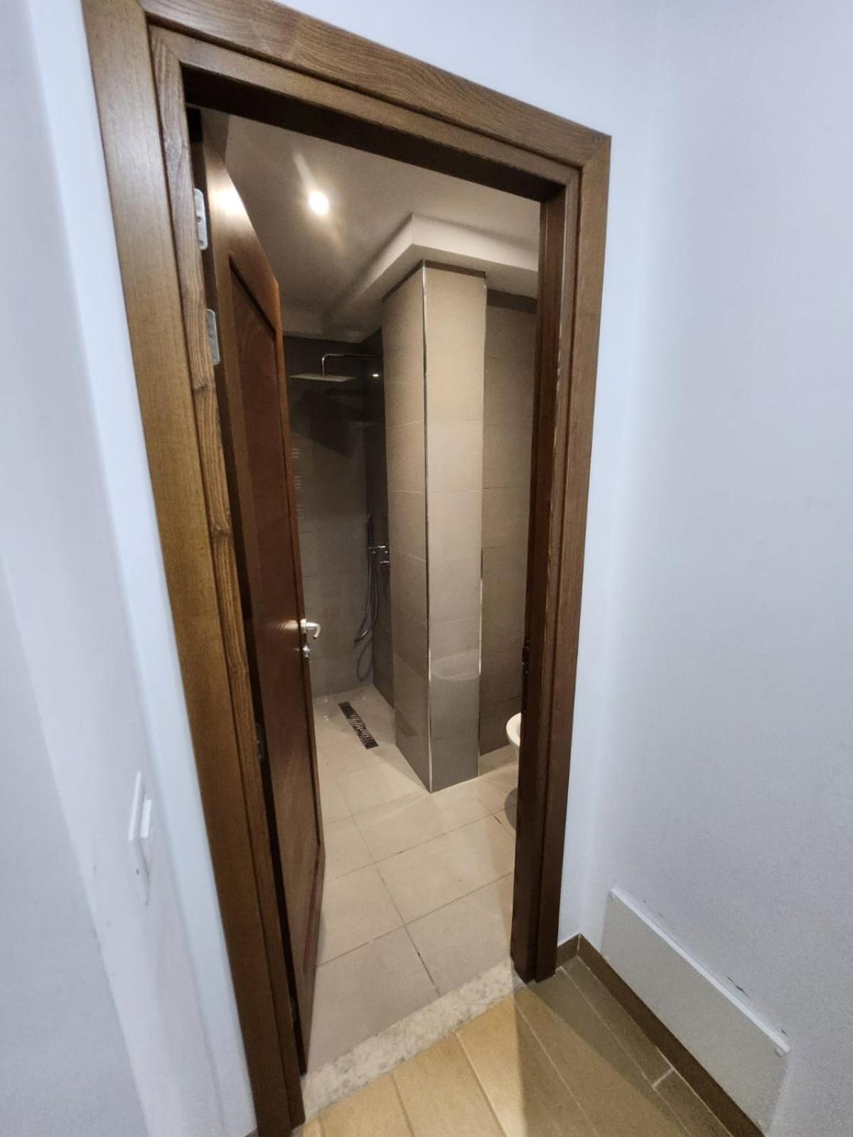 Elegant S1 Meuble Garde A Ariana -Tunis Apartment Luaran gambar